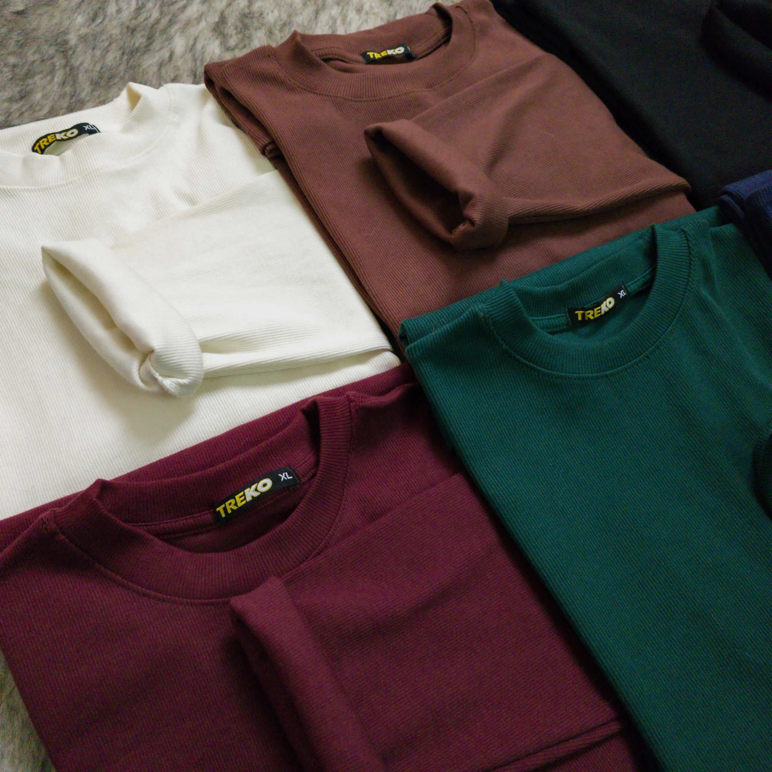 Ribbed Long Sleeve T-shirt – Bottle Green - Image 3