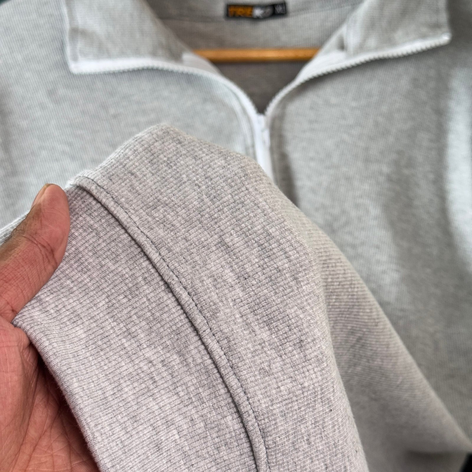Ribbed half Zip Pullover – Ash - Image 3