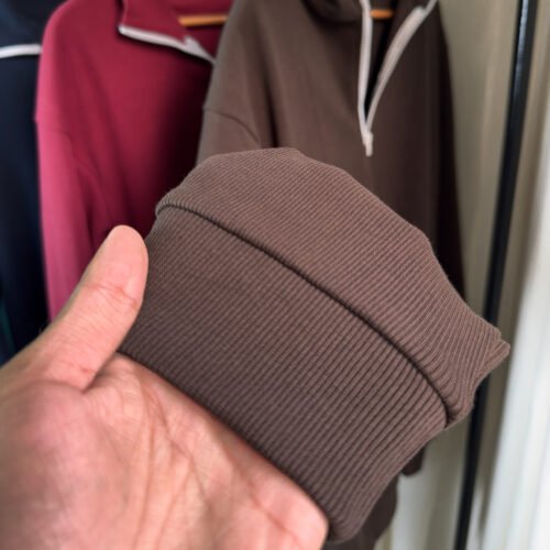 Ribbed half Zip Pullover – Brown - Image 2
