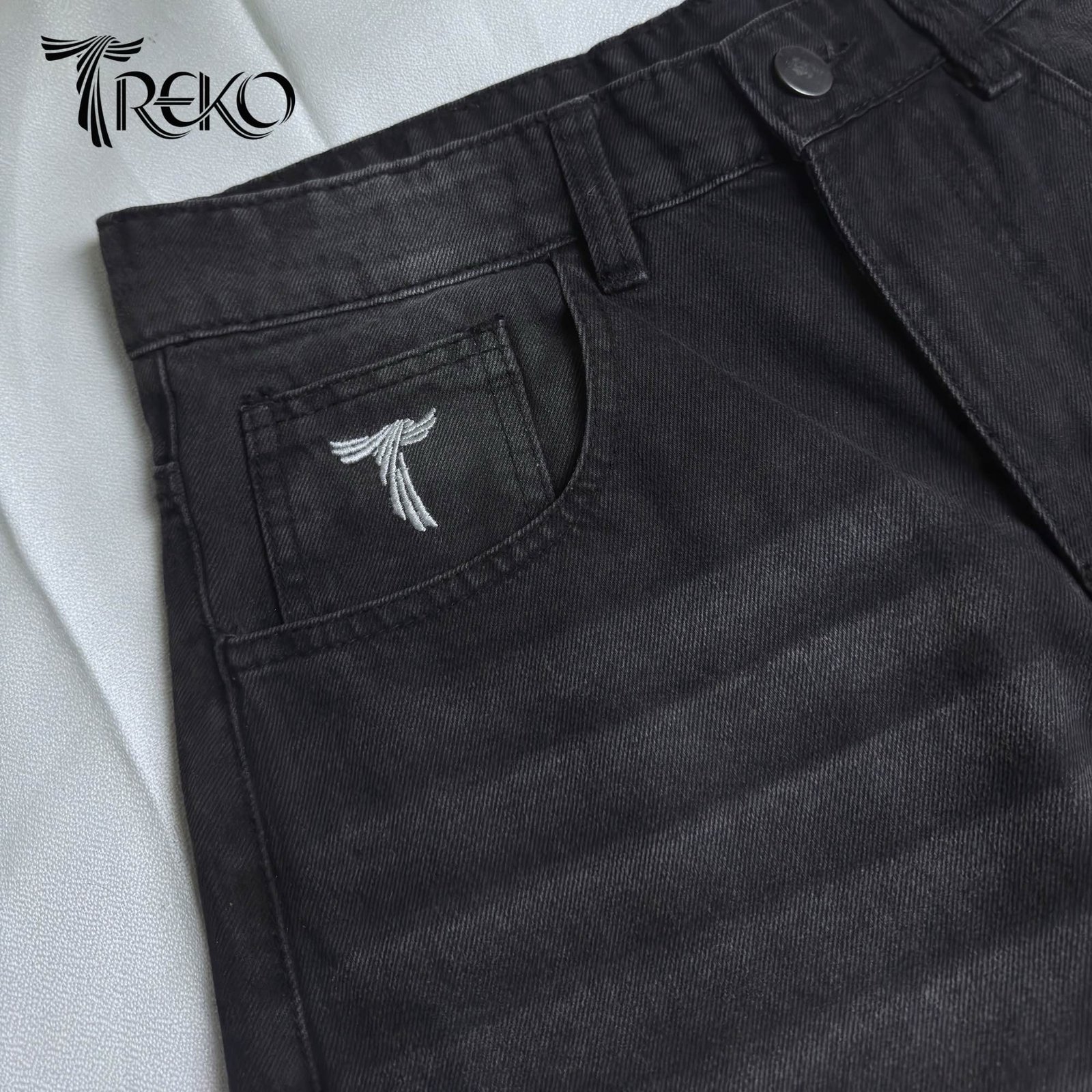 SHADOW BLACK STRAIGHT CUT DENIM PANTS - Image 4