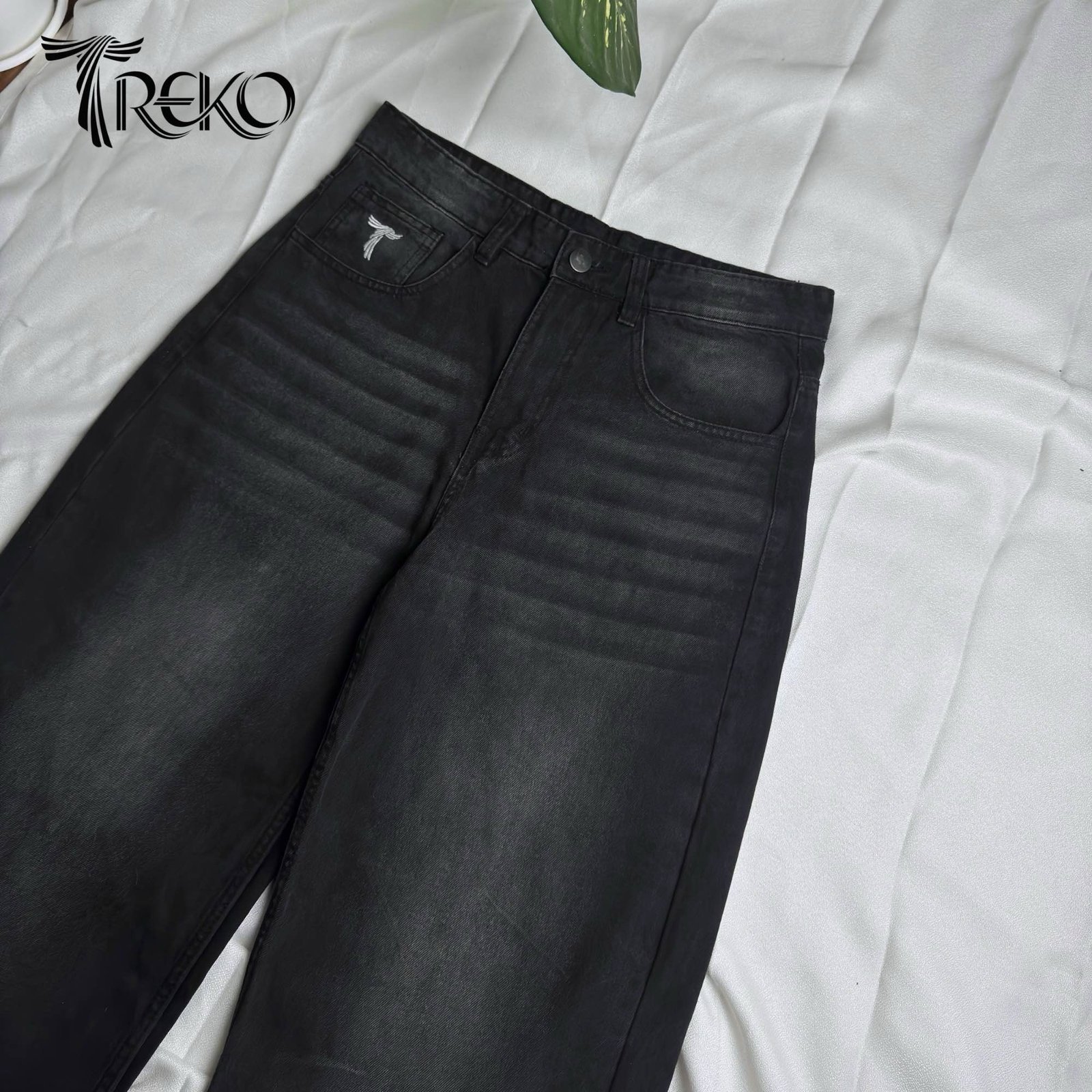 SHADOW BLACK STRAIGHT CUT DENIM PANTS - Image 5